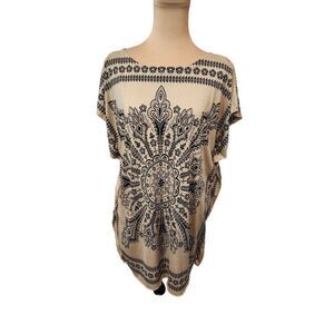Apostrophe Small Handkerchief blouse in Tan/Black
